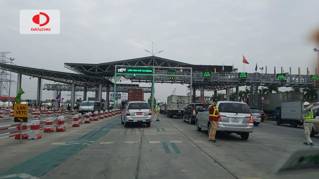MIỄN PHÍ ĐƯỜNG BỘ