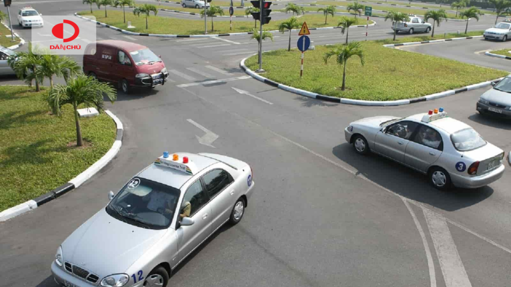 MIỄN PHÍ ĐƯỜNG BỘ 3